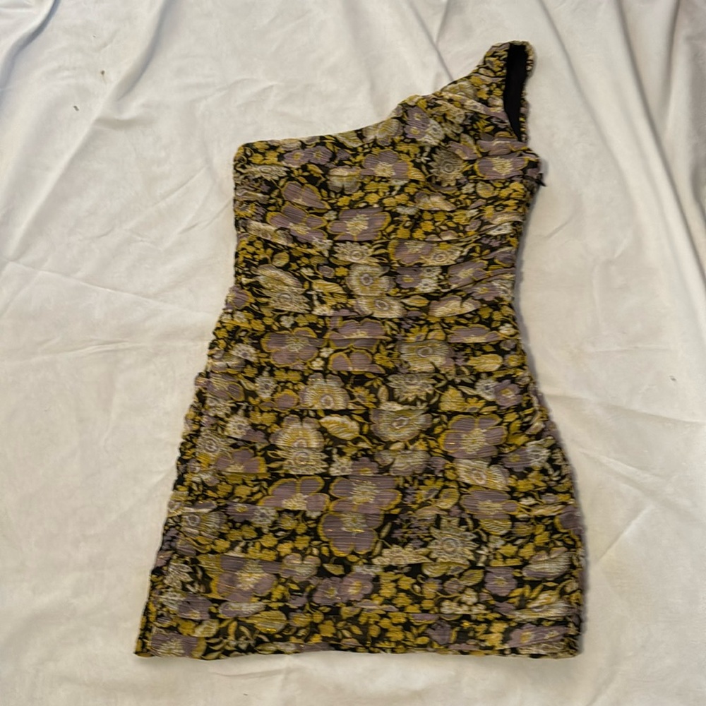 Zara Floral Mini One Shoulder Dress, ruched with gold detailing Size SMALL